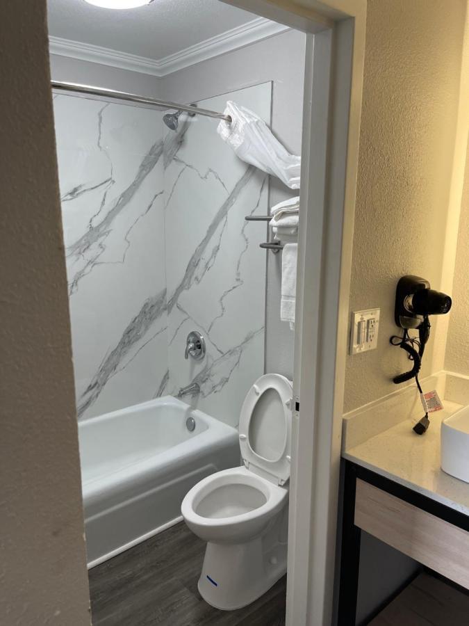 Mainstay Suites פלורנס מראה חיצוני תמונה