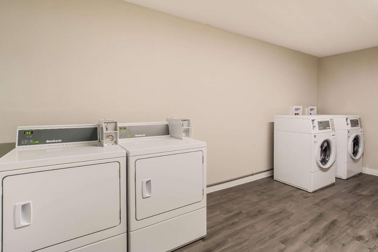 Mainstay Suites פלורנס מראה חיצוני תמונה